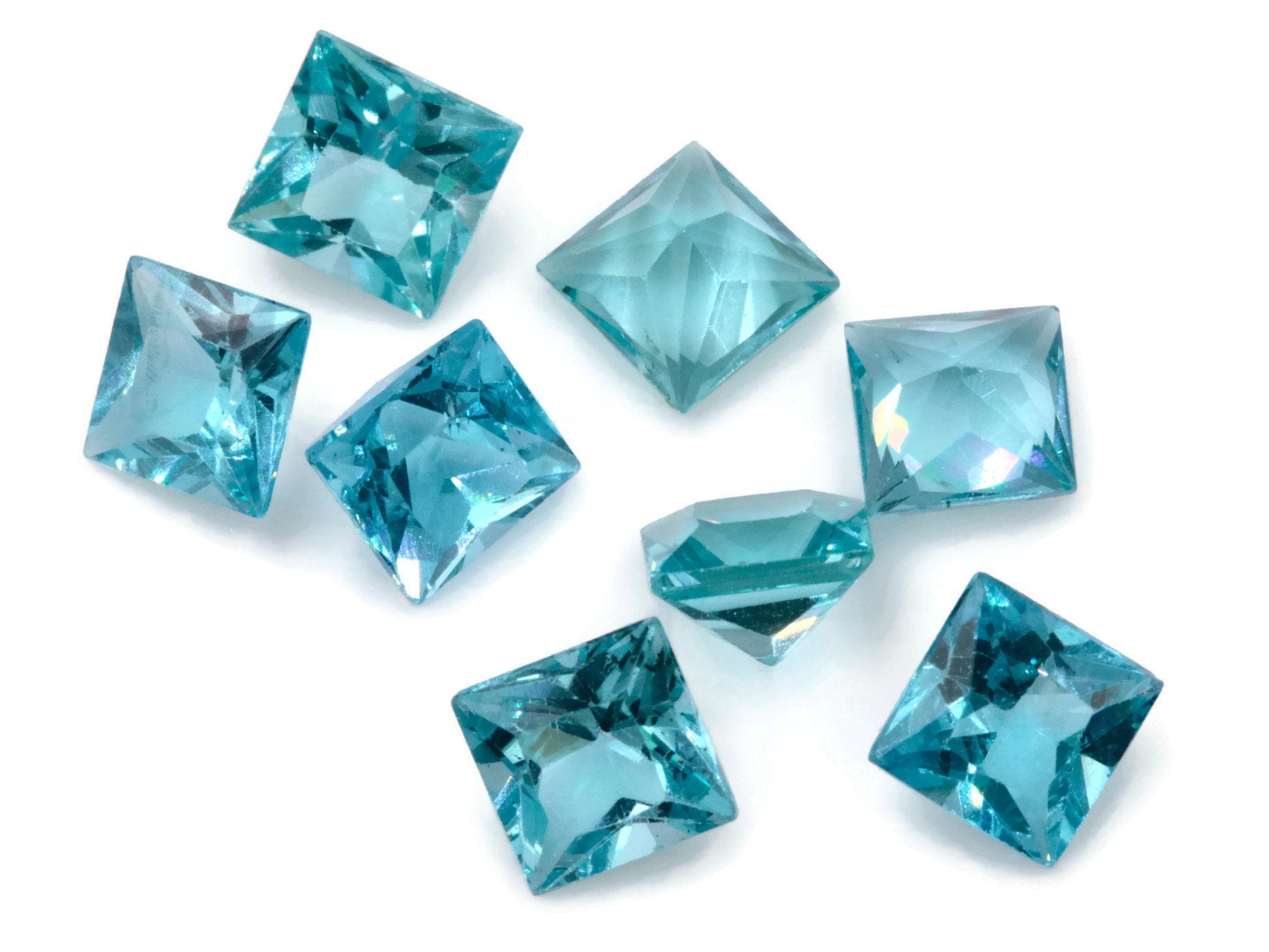 Natural Apatite Gemstone, offers 0.85 CTS, Loose Gemstone, Faceted Apatite Gemstone, Natural Apatite, Certified Apatite Gemstone, Gem For Jewelry